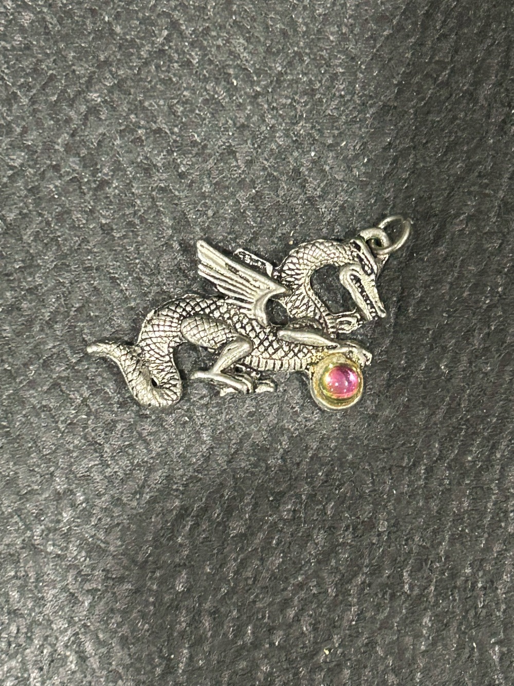 Dragon pendant/medallion! Jewelry!
